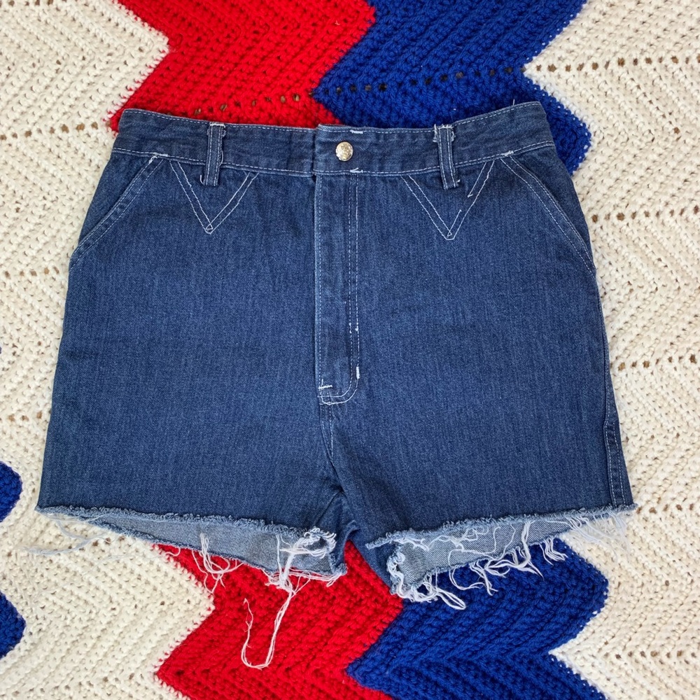 Real RARE Vintage 70s Cut Off Dark Wash Shorts 4